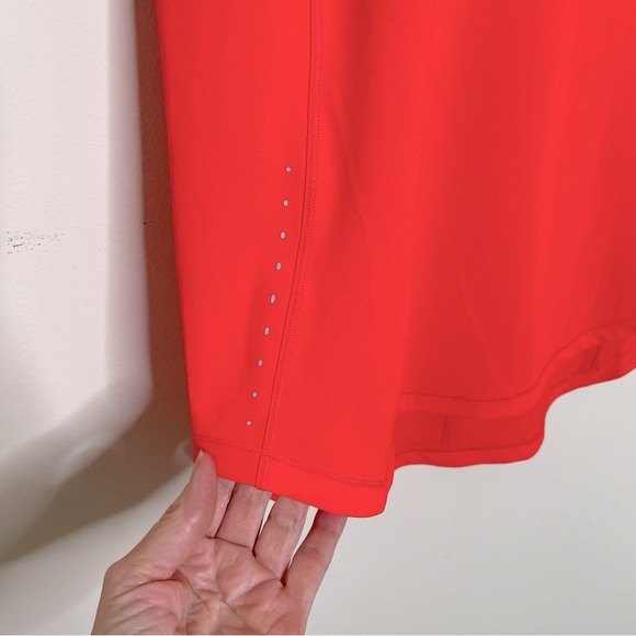 Lululemon Sculpt Tank Top with Reflective Details Size 4 running yoga - Picture 9 of 10